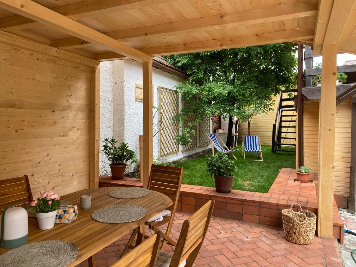 Victoria Gasthaus Rasnov - Charming Vacation House In Rasnov ภายนอก รูปภาพ