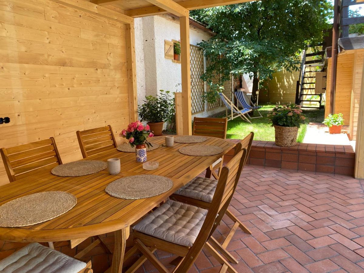 Victoria Gasthaus Rasnov - Charming Vacation House In Rasnov ภายนอก รูปภาพ