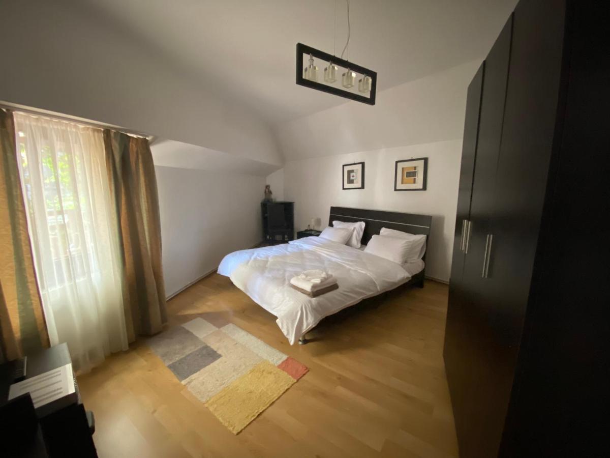 Victoria Gasthaus Rasnov - Charming Vacation House In Rasnov ภายนอก รูปภาพ