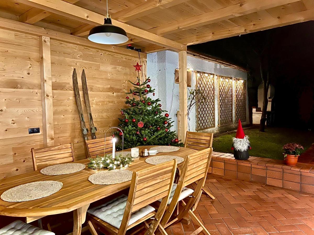 Victoria Gasthaus Rasnov - Charming Vacation House In Rasnov ภายนอก รูปภาพ
