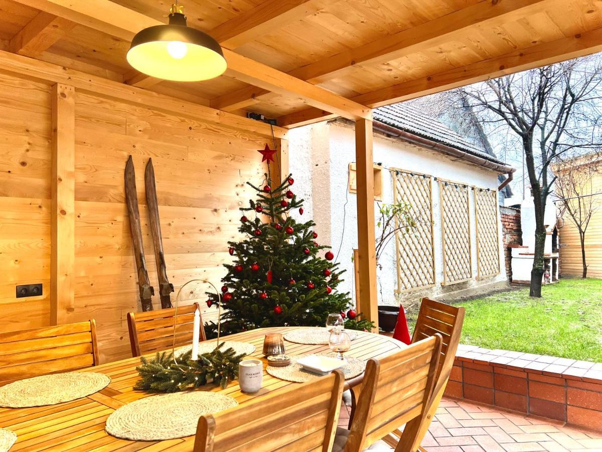 Victoria Gasthaus Rasnov - Charming Vacation House In Rasnov ภายนอก รูปภาพ